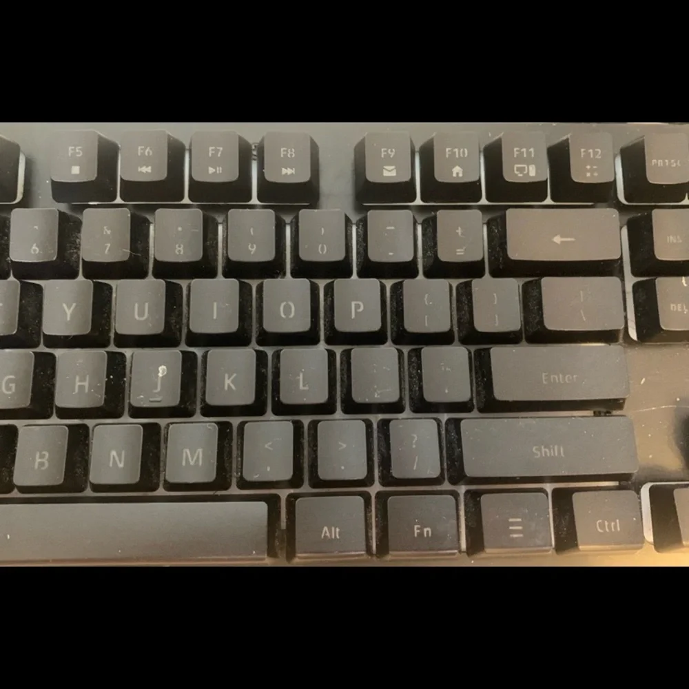 iBUYPOWER RGB Gaming Keyboard, Model No.: KB-IBP-015, along with “Quick Guide”